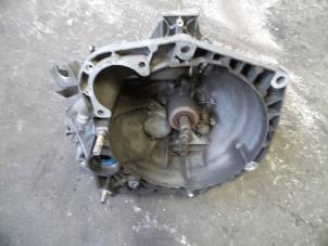 Getriebe van een Fiat Stilo (192A/B) 1.8 16V 3-Drs. 2002
