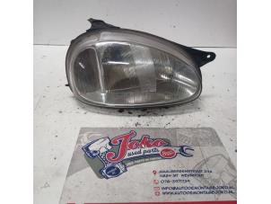 Used Headlight, right Opel Corsa B (73/78/79) 1.2i 16V Price on request offered by Autodemontage Joko B.V.