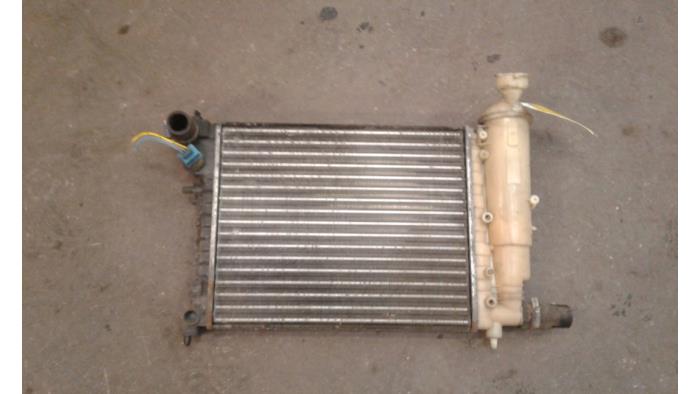 Usagé Radiateur Citroen Saxo 1.0i X Prix sur demande proposé par Autodemontage Joko B.V.
