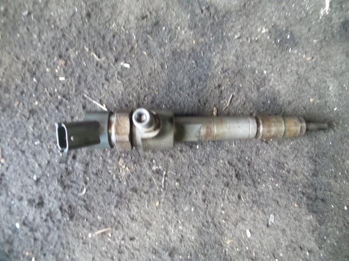Gebrauchte Einspritzdüse (Diesel) Alfa Romeo 156 (932) 2.4 JTD Preis auf Anfrage angeboten von Autodemontage Joko B.V.