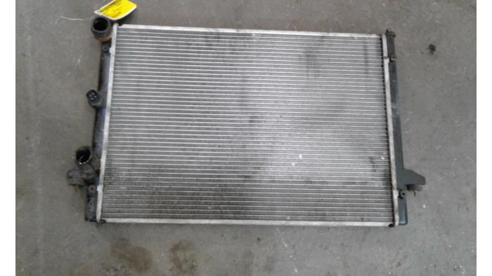Used Radiator Volkswagen Sharan (7M8/M9/M6) 2.8 VR6,VR6 Carat Price on request offered by Autodemontage Joko B.V.
