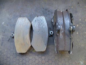 Used Front brake pad Audi 80 (B3) 1.6 Price on request offered by Autodemontage Joko B.V.