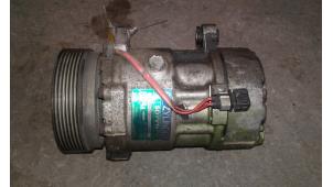 Klimapumpe van een Volkswagen Sharan (7M8/M9/M6) 2.8 VR6,VR6 Carat 1996