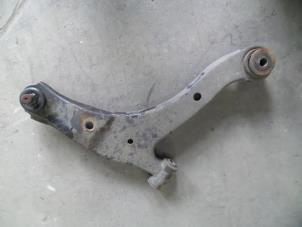 Used Front lower wishbone, right Chrysler PT Cruiser 2.0 16V Price on request offered by Autodemontage Joko B.V.