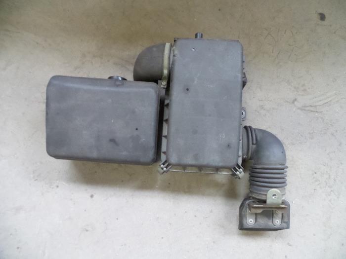 Gebrauchte Luftfiltergehäuse Suzuki Wagon-R+ (SR) 1.2 16V Preis auf Anfrage angeboten von Autodemontage Joko B.V.
