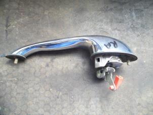 Used Rear door handle 4-door, right Chrysler PT Cruiser 2.4 16V Price on request offered by Autodemontage Joko B.V.
