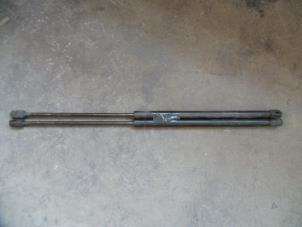 Used Bonnet gas strut, left BMW Mini One/Cooper (R50) 1.6 16V Cooper Price on request offered by Autodemontage Joko B.V.