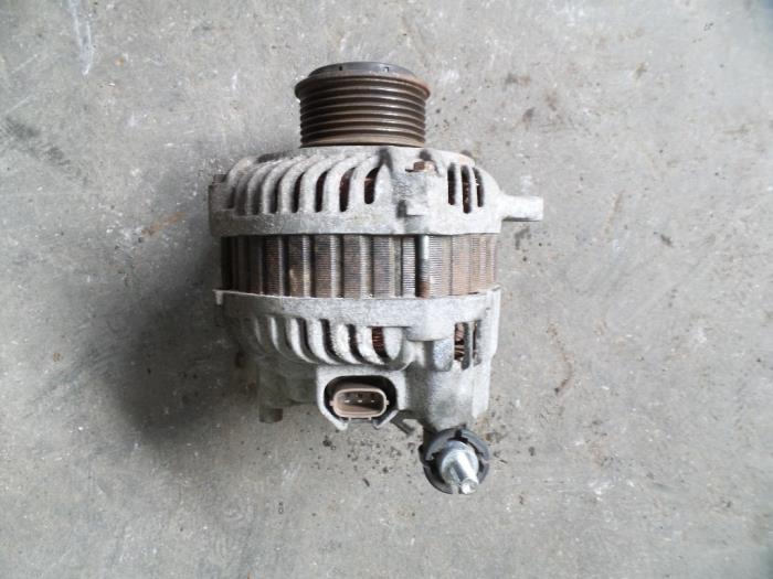 Gebrauchte Dynamo Nissan Pathfinder (R51) 2.5 dCi 16V 4x4 Preis auf Anfrage angeboten von Autodemontage Joko B.V.