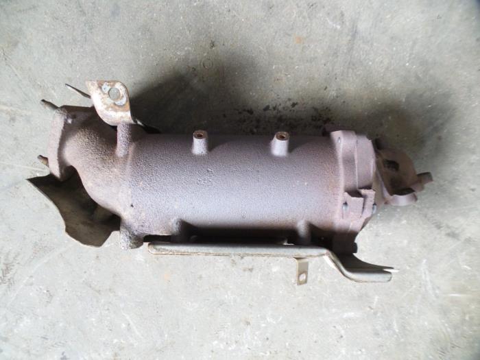 Catalytic converters with engine code YD25DDT stock