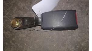 Used Front seatbelt buckle, left Toyota Starlet (EP8/NP8) 1.3 Friend,XLi 12V Price on request offered by Autodemontage Joko B.V.