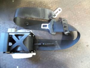 Used Rear seatbelt, right BMW 3 serie (E90) 325d 24V Price on request offered by Autodemontage Joko B.V.