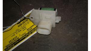 Used Cooling fan resistor Opel Corsa D 1.4 16V Twinport Price on request offered by Autodemontage Joko B.V.