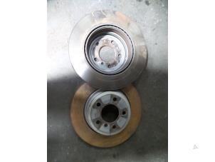 Used Rear brake disc BMW 3 serie Touring (F31) 330d 3.0 24V Price on request offered by Autodemontage Joko B.V.
