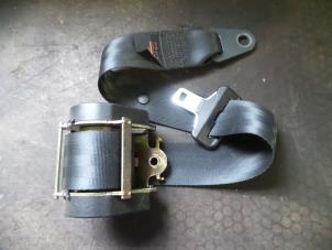 Used Rear seatbelt, right Peugeot 206 CC (2D) 1.6 16V Price on request offered by Autodemontage Joko B.V.