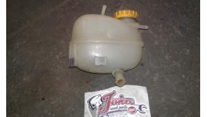 Used Expansion vessel Opel Corsa C (F08/68) 1.7 DI 16V Price on request offered by Autodemontage Joko B.V.