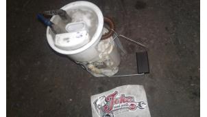 Used Electric fuel pump Volkswagen Polo IV (9N1/2/3) 1.2 Price on request offered by Autodemontage Joko B.V.