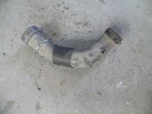 Used Air intake hose Volkswagen Caddy III (2KA,2KH,2CA,2CH) 2.0 SDI Price on request offered by Autodemontage Joko B.V.