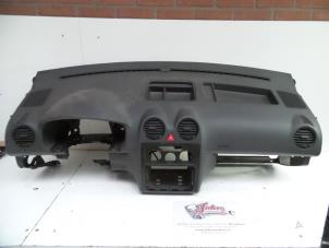 Used Dashboard Volkswagen Caddy III (2KA,2KH,2CA,2CH) 2.0 SDI Price on request offered by Autodemontage Joko B.V.