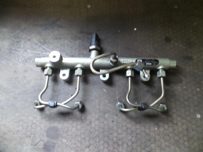 Gebrauchte Dieselleitung Set Peugeot 307 (3A/C/D) 2.0 HDi 90 Preis auf Anfrage angeboten von Autodemontage Joko B.V.