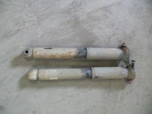 Used Shock absorber kit Ford S-Max (GBW) 1.8 TDCi 16V Price on request offered by Autodemontage Joko B.V.
