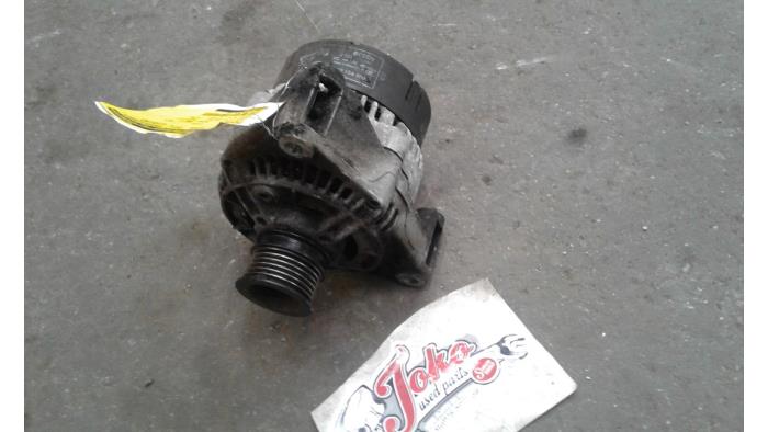 Begagnade Dynamo Mercedes C (W202) 1.8 C-180 16V Pris på förfrågan erbjuds av Autodemontage Joko B.V.