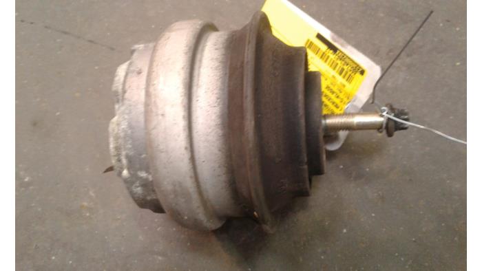 Used Engine mount Mercedes C (W202) 1.8 C-180 16V Price on request offered by Autodemontage Joko B.V.