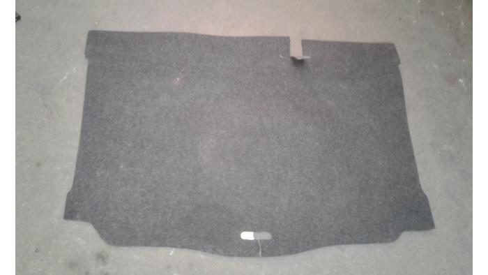 Boot mat from a Fiat Punto II (188) 1.4 16V 2005