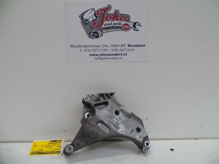 Usagé Support moteur Volkswagen Passat (3C2) 2.0 TDI 16V 140 Prix sur demande proposé par Autodemontage Joko B.V.