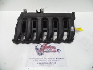 Used Intake manifold BMW 5 serie Touring (E61) 530d 24V Price on request offered by Autodemontage Joko B.V.