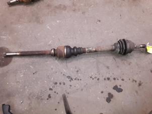 Used Front drive shaft, right Citroen C5 I Berline (DC) 2.0 16V Price on request offered by Autodemontage Joko B.V.