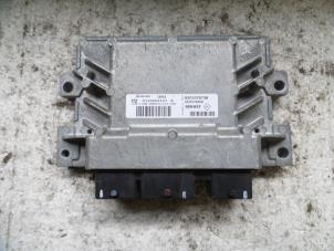 Usagé Calculateur moteur Renault Twingo II (CN) 1.2 16V Prix sur demande proposé par Autodemontage Joko B.V.