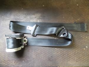 Used Front seatbelt, left Renault Twingo II (CN) 1.2 16V Price on request offered by Autodemontage Joko B.V.