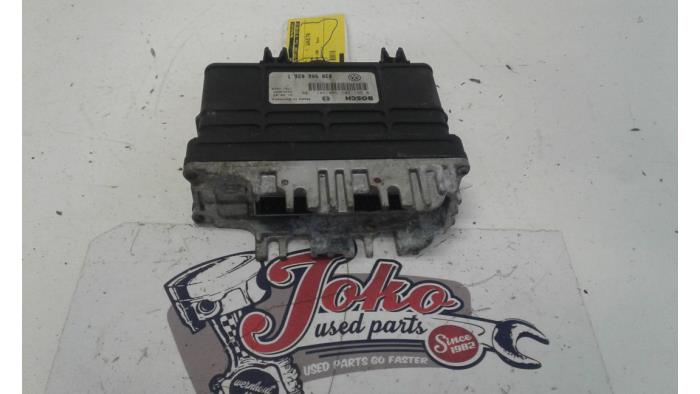 Ordinateur gestion moteur Seat Ibiza II (6K1), 1993 / 2002 1.3 CL,CLX,GLX, Berline avec hayon arrière, Essence, 1.272cc, 40kW (54pk), FWD, AAV, 1993-03 / 1994-07, 6K1 (Occasion)