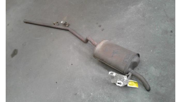 Gebrauchte Auspuff Enddämpfer Renault Clio II (BB/CB) 1.2 Preis auf Anfrage angeboten von Autodemontage Joko B.V.