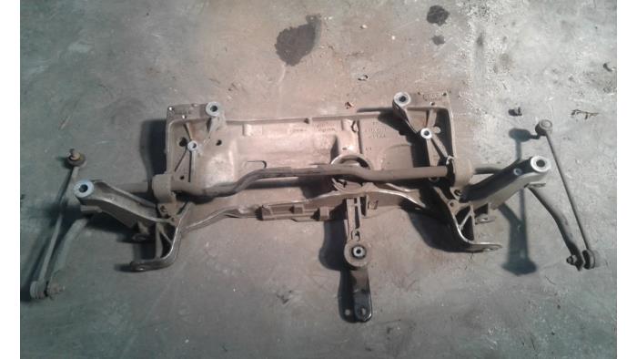 Usagé Faux châssis Volkswagen Golf VI (5K1) 1.4 16V Prix sur demande proposé par Autodemontage Joko B.V.