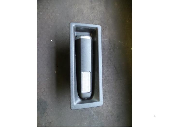 Gebrauchte Lampe Citroen C4 Picasso (UD/UE/UF) 1.6 HDiF 16V 110 Preis auf Anfrage angeboten von Autodemontage Joko B.V.