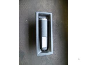 Used Bulb Citroen C4 Picasso (UD/UE/UF) 1.6 HDiF 16V 110 Price on request offered by Autodemontage Joko B.V.