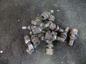 Used Set of wheel bolts Citroen C4 Picasso (UD/UE/UF) 1.6 HDiF 16V 110 Price on request offered by Autodemontage Joko B.V.