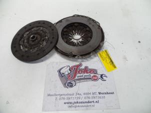 Used Clutch kit (complete) Opel Zafira (M75) 1.9 CDTI Price on request offered by Autodemontage Joko B.V.