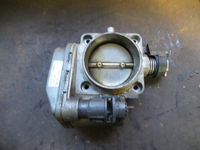 Throttle body Mercedes CLK 3.2 320 V6 18V - 1121410025 112940 BOSCH