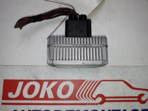 Used Glow timer Opel Vectra B Caravan (31) 2.0 Di 16V Price on request offered by Autodemontage Joko B.V.