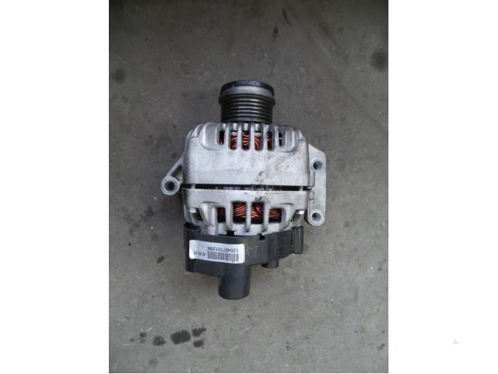 Begagnade Dynamo Suzuki Swift (ZA/ZC/ZD1/2/3/9) 1.3 D 16V Pris på förfrågan erbjuds av Autodemontage Joko B.V.
