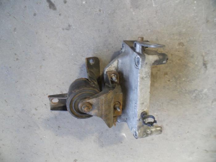 Usagé Support moteur Suzuki Swift (ZA/ZC/ZD1/2/3/9) 1.3 D 16V Prix sur demande proposé par Autodemontage Joko B.V.