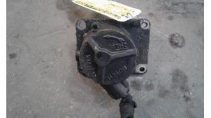 Used Vacuum pump (diesel) Renault Master II (JD) 2.5 D Price on request offered by Autodemontage Joko B.V.
