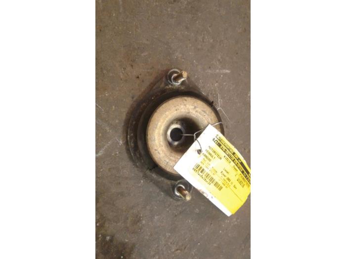 Used Engine mount Renault Kangoo (KC) 1.4 Price on request offered by Autodemontage Joko B.V.