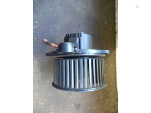 Used Heating and ventilation fan motor Kia Picanto (BA) 1.0 12V Price on request offered by Autodemontage Joko B.V.