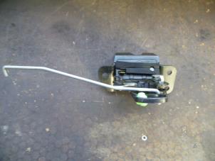 Used Tailgate lock mechanism Kia Picanto (BA) 1.0 12V Price on request offered by Autodemontage Joko B.V.