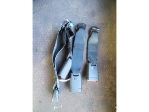 Used Rear seatbelt buckle, centre Opel Agila (B) 1.2 16V Price on request offered by Autodemontage Joko B.V.