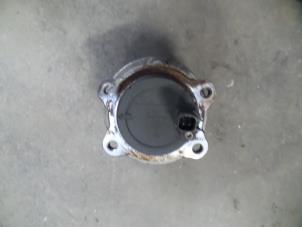 Used Rear wheel bearing Ford Focus 3 1.6 Ti-VCT 16V 125 Price on request offered by Autodemontage Joko B.V.