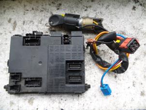 Usados Cerradura de contacto y llave Citroen Xsara Break (N2) 1.6i 16V Precio de solicitud ofrecido por Autodemontage Joko B.V.